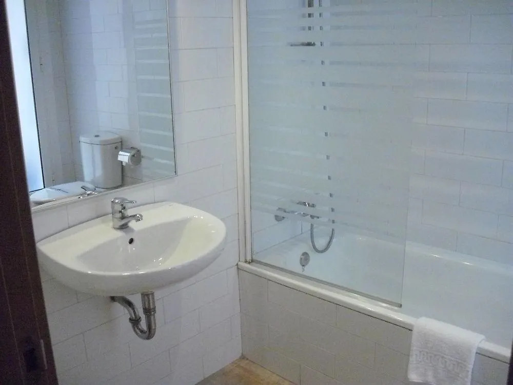 Apartaments Travessera Parc Gueell
